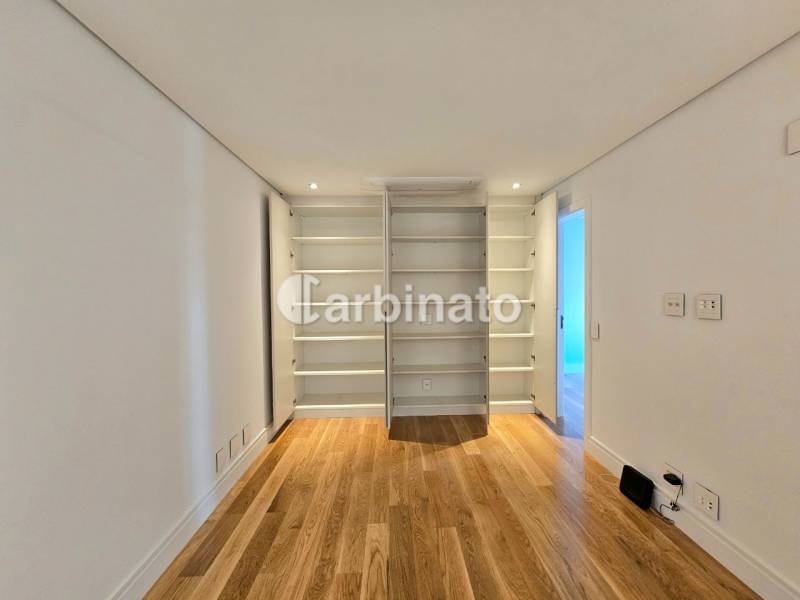 Apartamento à venda na Rua Gabriele D'AnnunzioCampo Belo - 999-095515-7.jpg