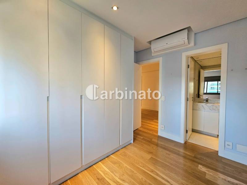 Apartamento à venda na Rua Gabriele D'AnnunzioCampo Belo - 999-095547-7.jpg